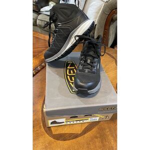 Keen women's Vista Energy Mid Work Boots (Carbon-Fiber Toe)‎ Size 6.5 Wide